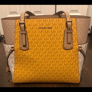Michael Kors Tote And Wallet